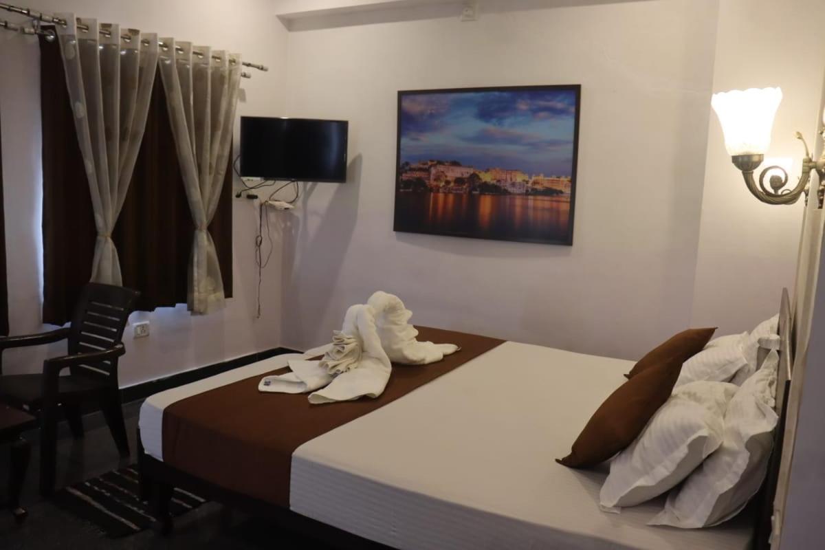 Hotel Shiv Palace Udaipur Dış mekan fotoğraf