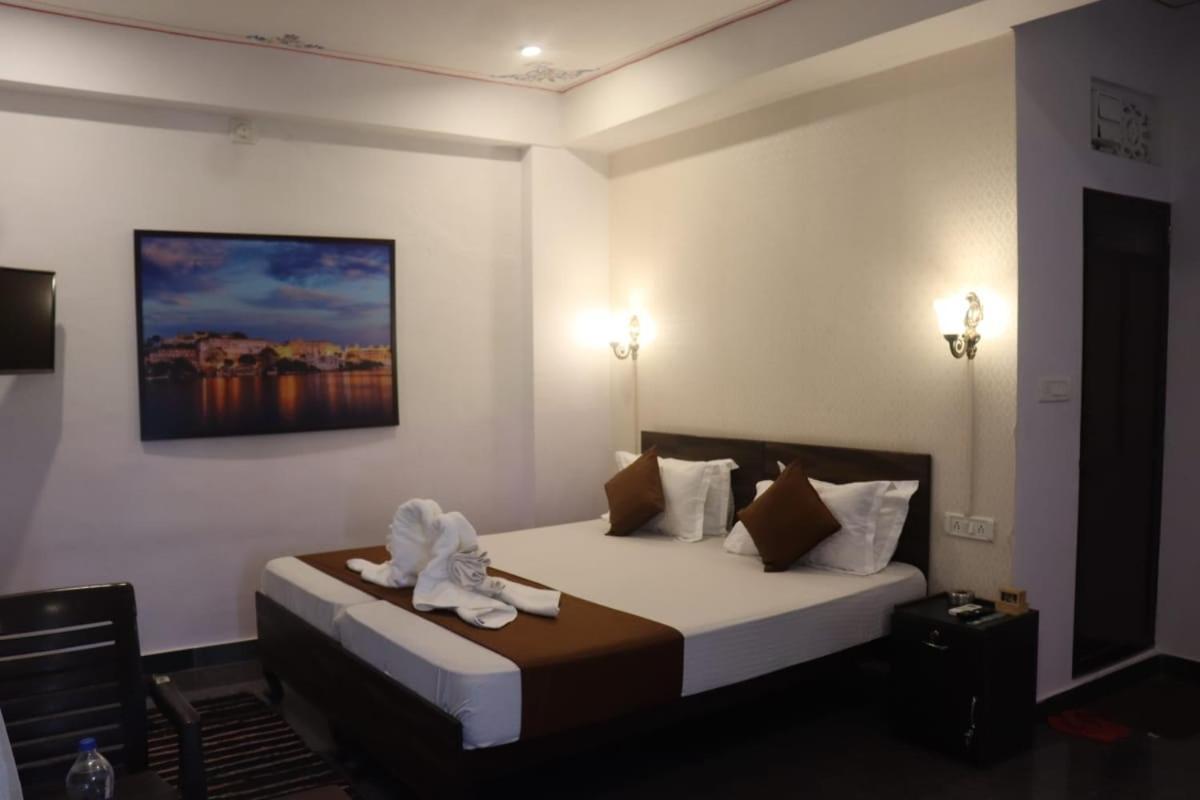 Hotel Shiv Palace Udaipur Dış mekan fotoğraf