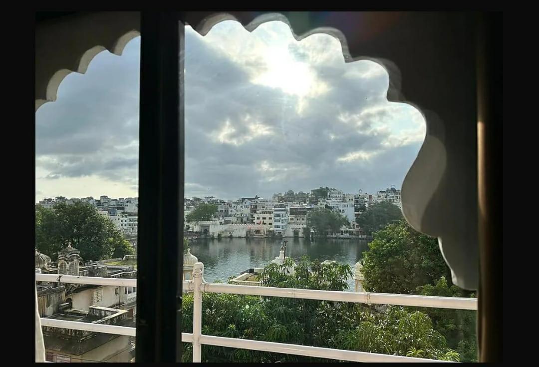 Hotel Shiv Palace Udaipur Dış mekan fotoğraf
