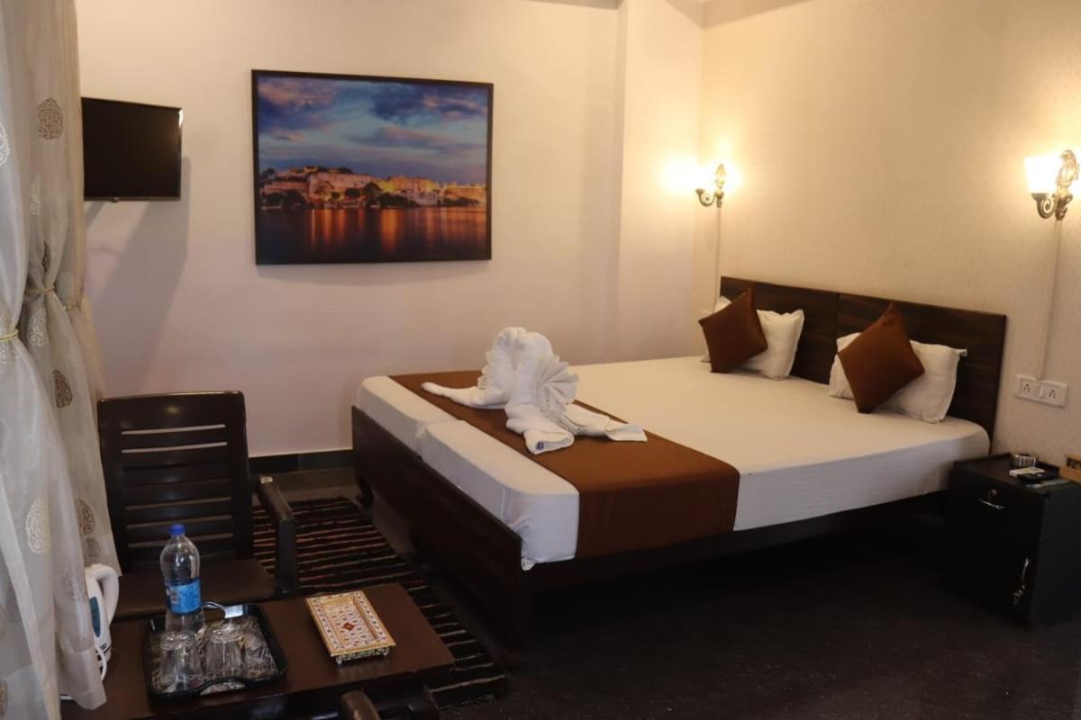Hotel Shiv Palace Udaipur Dış mekan fotoğraf