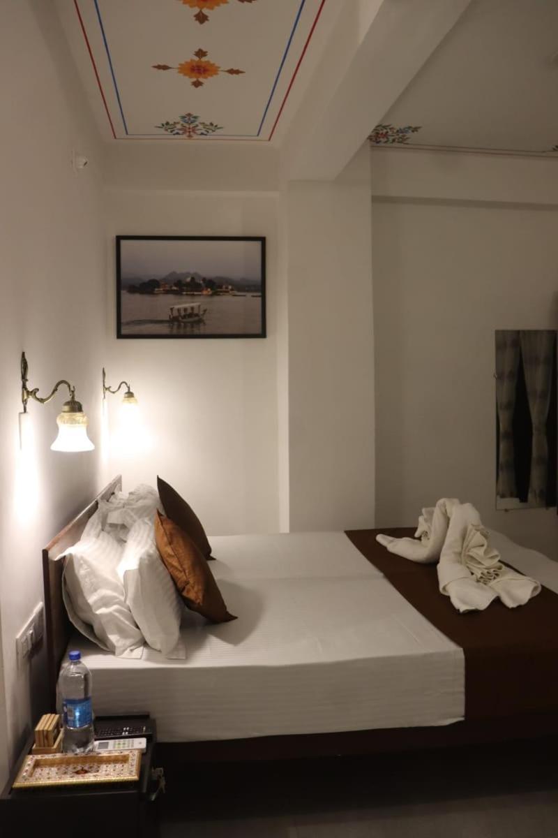 Hotel Shiv Palace Udaipur Dış mekan fotoğraf
