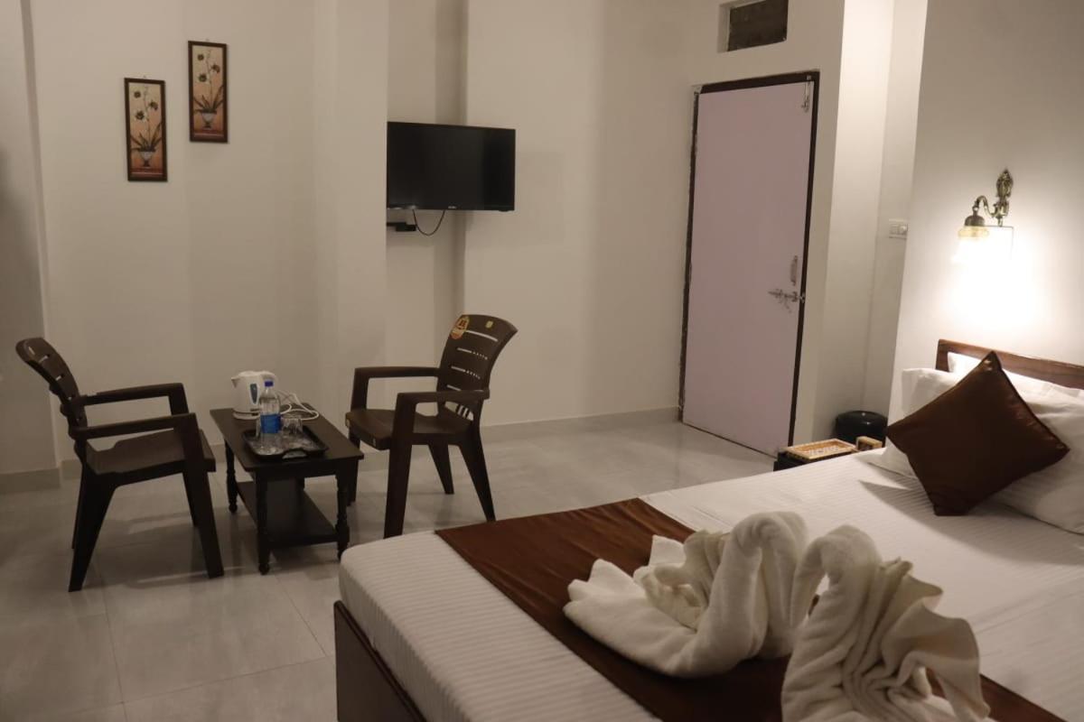 Hotel Shiv Palace Udaipur Dış mekan fotoğraf
