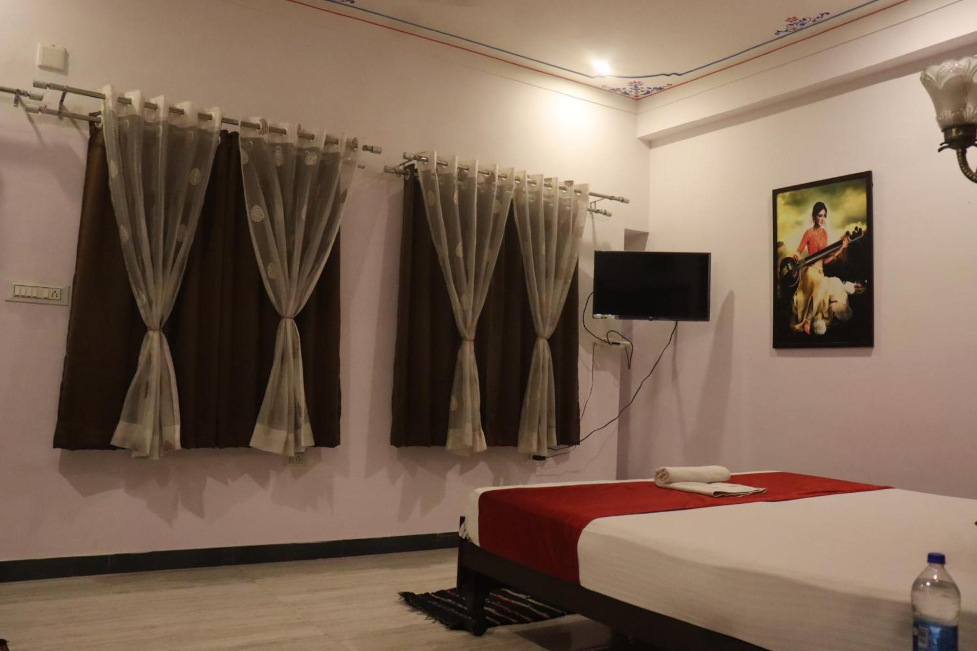 Hotel Shiv Palace Udaipur Dış mekan fotoğraf